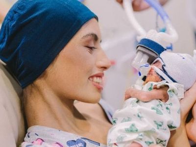 Teen mom who chose son’s birth over cancer treatment dies