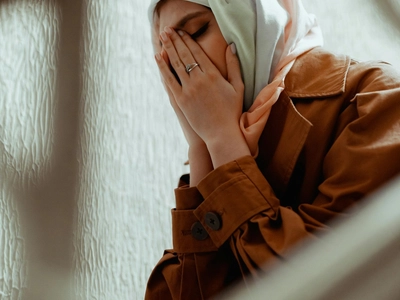 Why the Same Book Keeps Returning: The Strange Power of Grief, Belongings, and Libraries