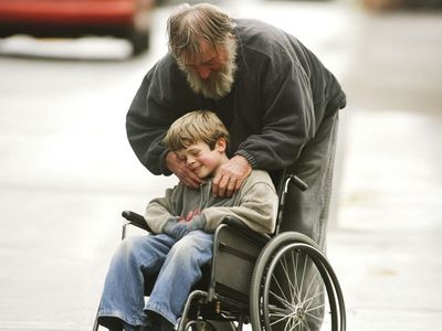 Disabled Homeless Man Gave His Wheelchair to a Poor Boy Who Couldn't Walk – 5
Years Later, the Boy Found Him to Repay His Kindness
