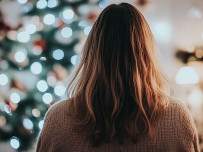 I Sent Out Christmas Postcards This Year – Soon After, I Received a Text Saying,
'Hon, That's Not Your Hubby in the Pic!'