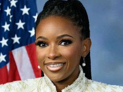 Life & Work with Jasmine Crockett - Voyage Dallas Magazine ...