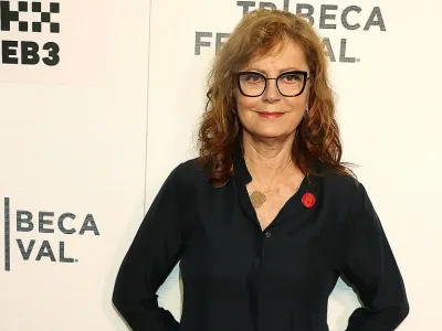 78 year old Susan Sarandon criticized for her clothing